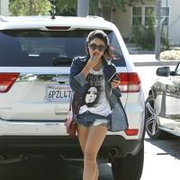 Vanessa Hudgens wearing skimpy denim shorts Photos | Picture 93890